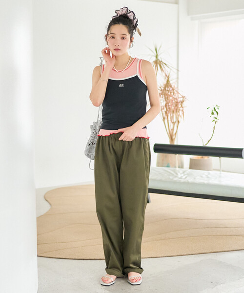 FREAK'S STORE(フリークスストア)の「FRUIT OF THE LOOM × FREAK'S STORE/フルーツオブザルーム 別注 配色 メロー リブタンクトップ(タンクトップ・レディース・レモンイエロー/オフホワイト/チャコールグレー/ピンク系その他/ネイビー・フリ-)」の12枚目の写真