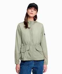 AIGLE（エーグル）の「超軽量 撥水 UVカット フーディショートジャケット（ナイロンジャケット）」