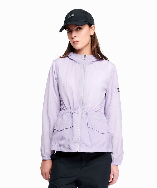 AIGLE(エーグル)の「超軽量 撥水 UVカット フーディショートジャケット(ナイロンジャケット・レディース・ホワイト/パープル/イエロー/セージグリーン・38/40/36)」の11枚目の写真