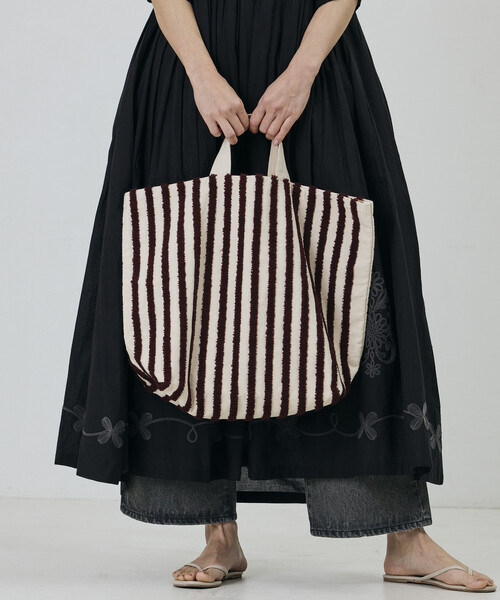Freada(フリーダ)の「beej/ビージ ループ ストライプ トートバッグ(トートバッグ・レディース・グリーン/ダークブラウン・フリ-)」の1枚目の写真