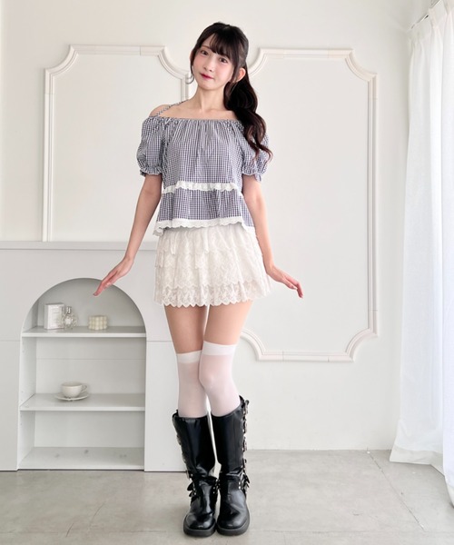 Loueme(ルエム)の「ギンガムチェックレースブラウス(シャツ/ブラウス・レディース・ライトブルー/ブラック/レッド・FREE)」の16枚目の写真