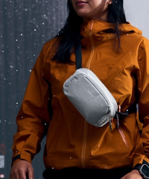 Bellroy(ベルロイ)の「bellroy/ベルロイ/Bellroy/Venture Hip Pack 1.5L ヒップパック ウェストポーチ ボディバッグ(ボディバッグ/ウエストポーチ・メンズ・ライトグレー/ダークグリーン・ONE SIZE)」の1枚目の写真