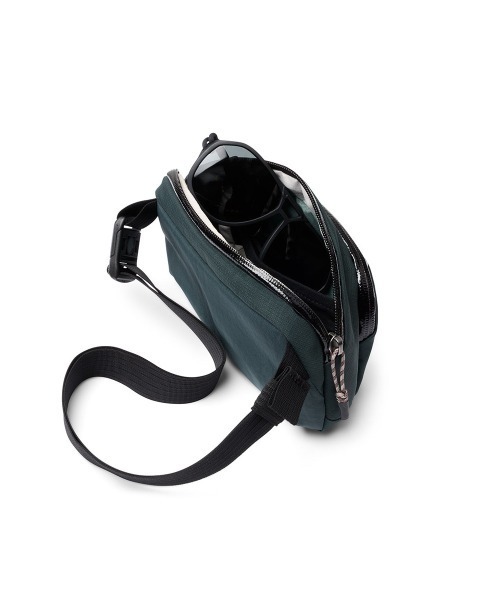 Bellroy(ベルロイ)の「bellroy/ベルロイ/Bellroy/Venture Hip Pack 1.5L ヒップパック ウェストポーチ ボディバッグ(ボディバッグ/ウエストポーチ・メンズ・ライトグレー/ダークグリーン・ONE SIZE)」の11枚目の写真