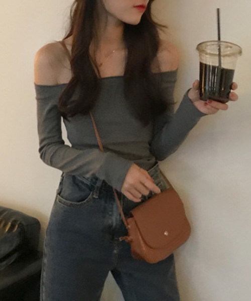 Emilie（エミリー）の「オフショルライトロンT（Tシャツ/カットソー・レディース・チャコールグレー/ブラック・M）」の12枚目の写真