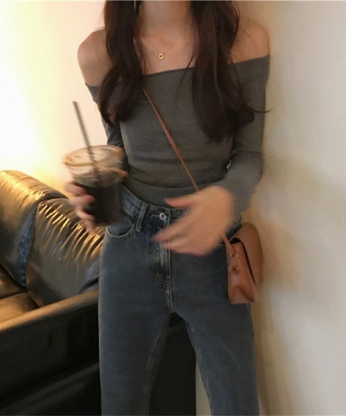Emilie（エミリー）の「オフショルライトロンT（Tシャツ/カットソー・レディース・チャコールグレー/ブラック・M）」の13枚目の写真