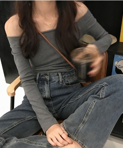 Emilie（エミリー）の「オフショルライトロンT（Tシャツ/カットソー・レディース・チャコールグレー/ブラック・M）」の15枚目の写真