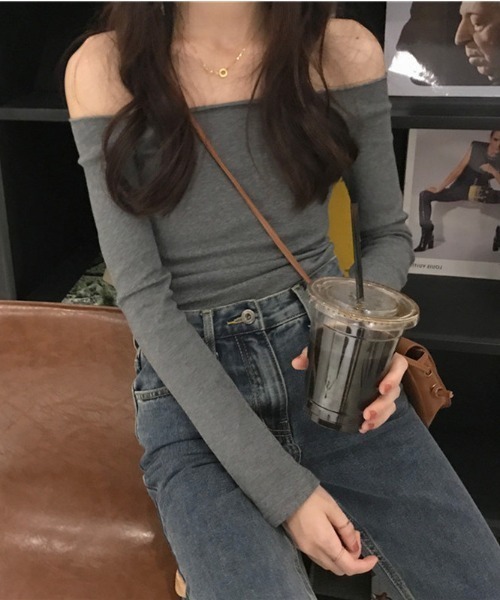 Emilie（エミリー）の「オフショルライトロンT（Tシャツ/カットソー・レディース・チャコールグレー/ブラック・M）」の16枚目の写真