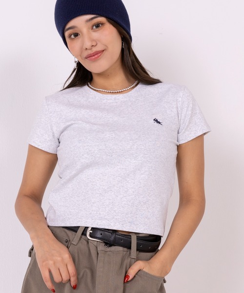 POLOCHAMPS（ポロチャンプス）の「【POLOCHAMPS】ポロチャンプス/カラー刺繍Tシャツ（Tシャツ/カットソー・レディース・ホワイト/ライトグレー/ワインレッド/ピンク/ダークグレー/ベージュ/ネイビー/パープル/アイボリー/ブラック/サックスブルー・FREE）」の4枚目の写真