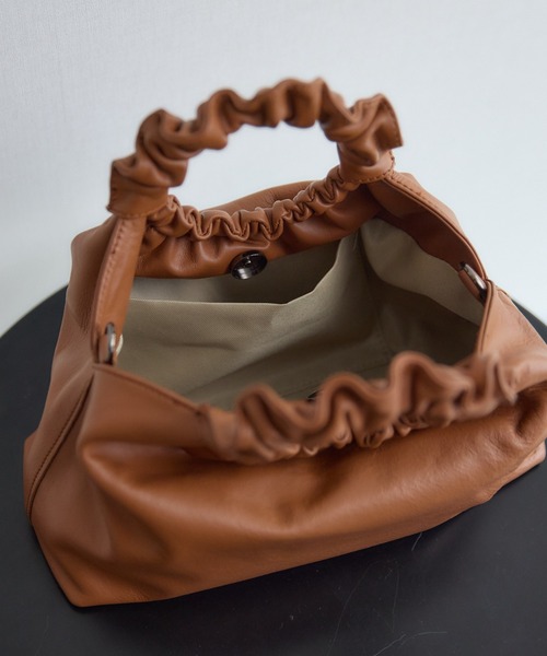 Paradise Picnic(パラダイスピクニック)の「【MILLELA FIRENZE】ハンドバッグ(ハンドバッグ・レディース・ブラック/ライトブルー/キャメル・FREE)」の18枚目の写真