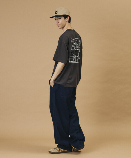 FREAK'S STORE（フリークスストア）の「tombonia/トムボニア バックプリント クルーネックTシャツ/Boy Meets Girl（Tシャツ/カットソー・メンズ・ラベンダー/ライトグレー/ホワイト/チャコールグレー・LARGE/MEDIUM/SMALL）」の6枚目の写真