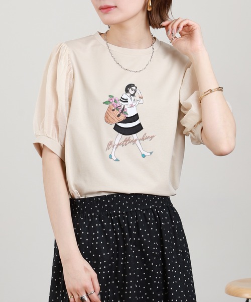 Anna Nicola(アンナニコラ)の「Anna Nicola ショッピンングウーマンシアースリーブTシャツ 半袖(Tシャツ/カットソー・レディース・オフホワイト/ベージュ/ネイビー・38)」の1枚目の写真