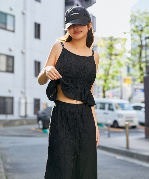 GORGE(ゴージ)の「《シャーリング×セットアップ》パンツセットアップ/フェミニン/春夏/全3色(セットアップ・レディース・グリーン/モカ/ブラック・F)」の11枚目の写真