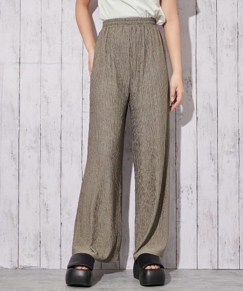 GORGE(ゴージ)の「《シャーリング×セットアップ》パンツセットアップ/フェミニン/春夏/全3色(セットアップ・レディース・グリーン/モカ/ブラック・F)」の20枚目の写真
