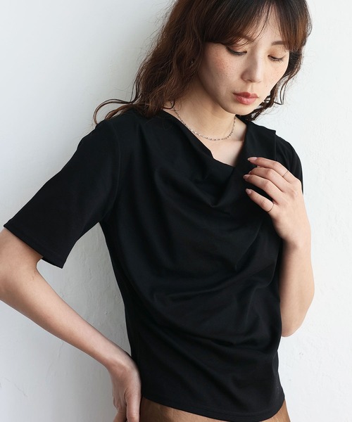 VitaFelice(ヴィータフェリーチェ)の「ドレープ半袖カットソー(Tシャツ/カットソー・レディース・ブラック/オフホワイト/杢グレー/イエロー・FREE)」の14枚目の写真