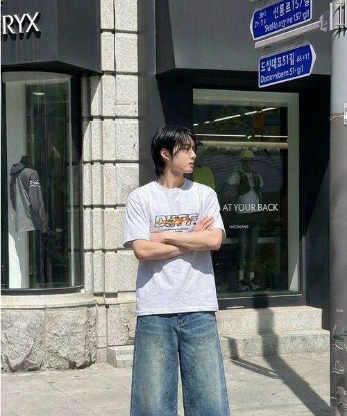DIIFF（ディフ）の「オウンブレイズ オーバーサイズ 半袖Tシャツ 4カラー [DISE_1005]（Tシャツ/カットソー・メンズ・ブラック/アイボリー/ホワイト/ネイビー・LARGE/X-LARGE/SMALL/MEDIUM）」の7枚目の写真