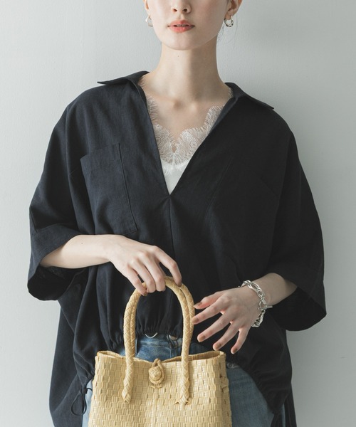 URBAN RESEARCH(アーバンリサーチ)の「ラミーレーヨンハーフスリーブギャザーヘムシャツ(シャツ/ブラウス・レディース・ベージュ系その他/ホワイト/ネイビー・FREE)」の21枚目の写真