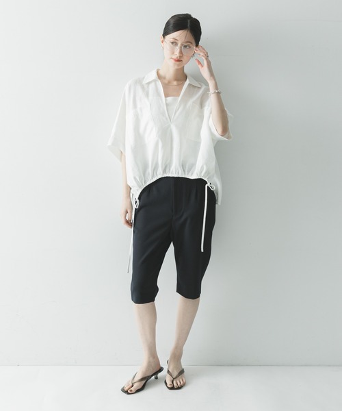 URBAN RESEARCH(アーバンリサーチ)の「ラミーレーヨンハーフスリーブギャザーヘムシャツ(シャツ/ブラウス・レディース・ベージュ系その他/ホワイト/ネイビー・FREE)」の19枚目の写真
