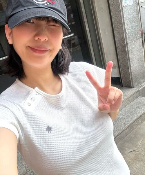 SLOW RECORD HOUSE(スローレコードハウス)の「ヘンリーネックアイレットTシャツ_ホワイト(Tシャツ/カットソー・レディース・ホワイト・1)」の10枚目の写真