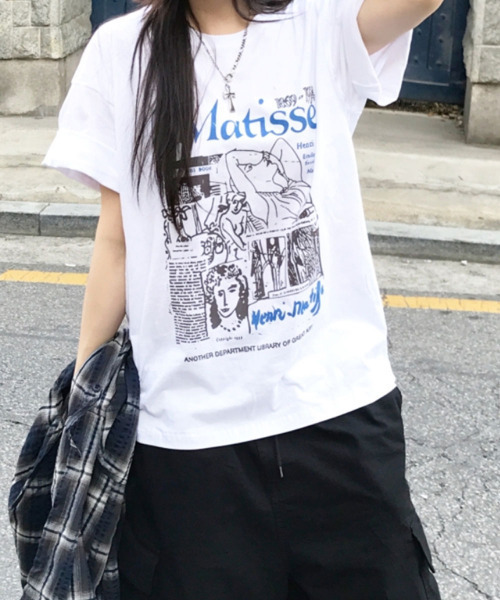 VIVID LADY(ビビッドレディー)の「アートグラフィック 半袖Tシャツ(Tシャツ/カットソー・レディース・チャコールグレー/ホワイト/ブラック・FREE)」の11枚目の写真