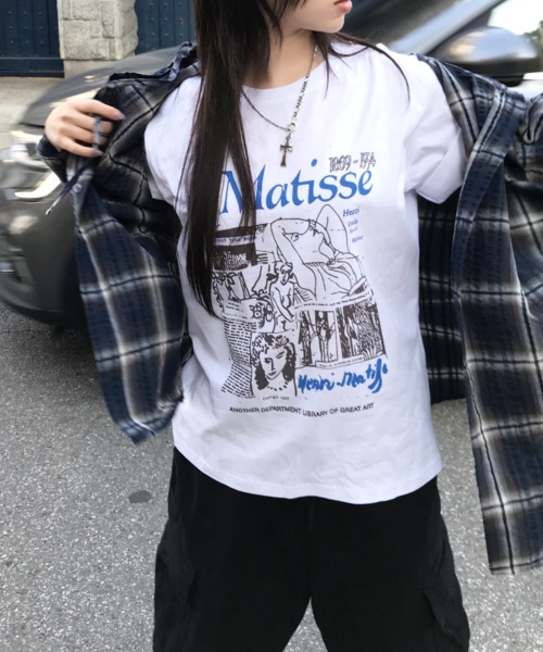 VIVID LADY(ビビッドレディー)の「アートグラフィック 半袖Tシャツ(Tシャツ/カットソー・レディース・チャコールグレー/ホワイト/ブラック・FREE)」の15枚目の写真