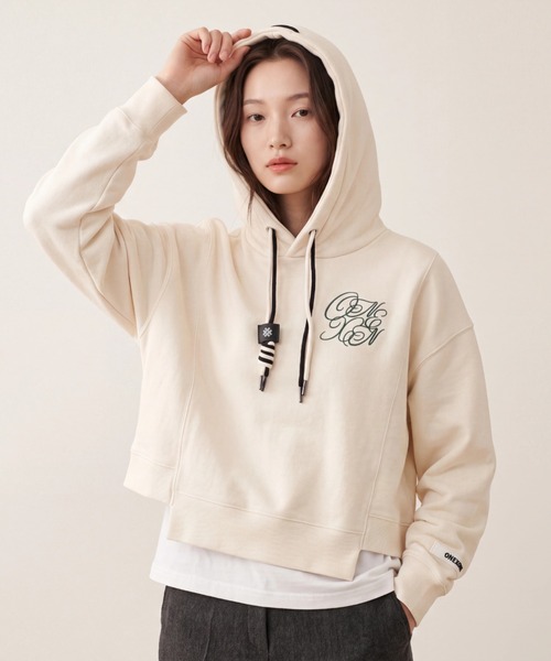 ONEXONE(ワンフォーワン)の「【ONEXONE/ワンフォーワン】LOGO WILD HOODIE(パーカー・レディース・バーガンディー/クリーム・LARGE/MEDIUM)」の1枚目の写真