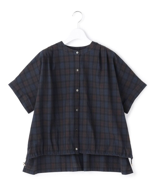 23区 S(ニジュウサンクチイサイサイズ)の「T/Cサッカー ドロストブラウス(シャツ/ブラウス・レディース・ネイビー系3/ブラック系4/ホワイト系・32)」の15枚目の写真