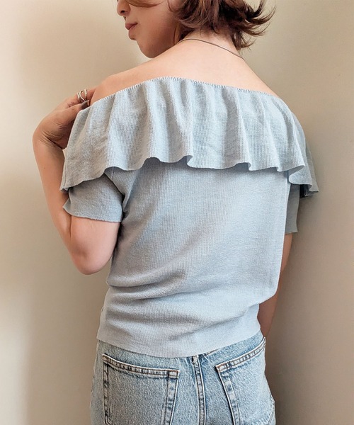 styiro（スタイロ）の「袖フリル半袖ニット オフショルダー（Tシャツ/カットソー・レディース・アイボリー/ホワイト×ブラック/ライトブルー/ブラック/グレー・FREE）」の7枚目の写真