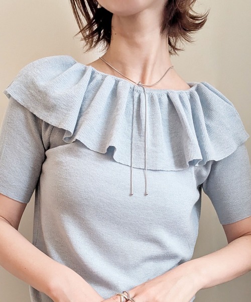 styiro（スタイロ）の「袖フリル半袖ニット オフショルダー（Tシャツ/カットソー・レディース・アイボリー/ホワイト×ブラック/ライトブルー/ブラック/グレー・FREE）」の9枚目の写真