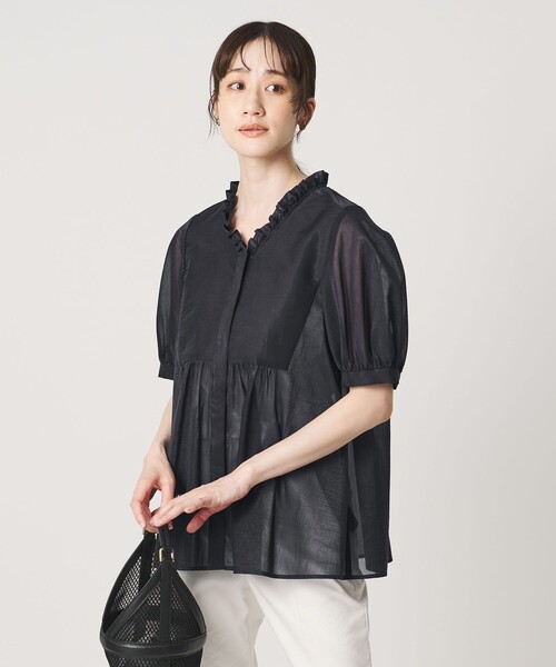 UNITED ARROWS(ユナイテッドアローズ)の「LINEAESSE Vネック パフブラウス ‐ウォッシャブル‐(シャツ/ブラウス・レディース・ネイビー/ライトピンク/その他7・FREE)」の2枚目の写真