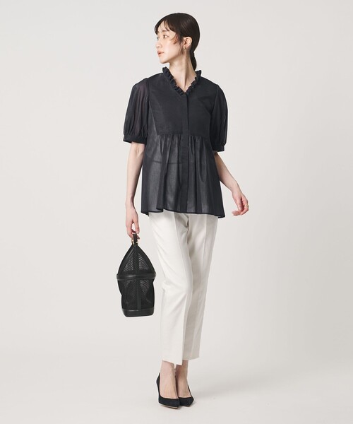UNITED ARROWS(ユナイテッドアローズ)の「LINEAESSE Vネック パフブラウス ‐ウォッシャブル‐(シャツ/ブラウス・レディース・ネイビー/ライトピンク/その他7・FREE)」の6枚目の写真