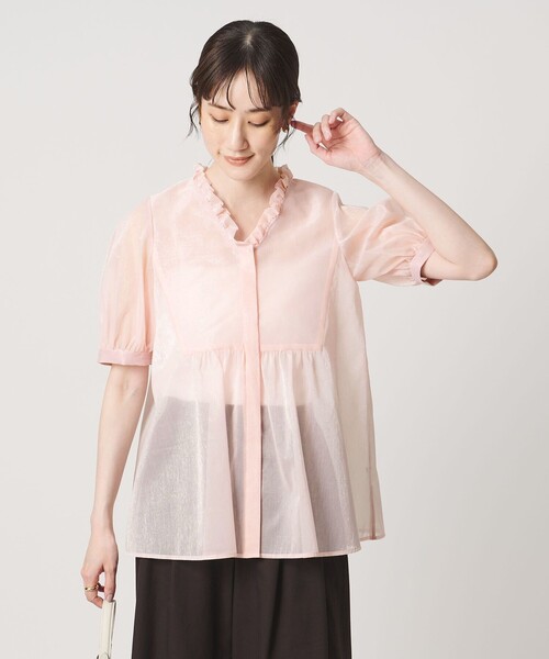 UNITED ARROWS(ユナイテッドアローズ)の「LINEAESSE Vネック パフブラウス ‐ウォッシャブル‐(シャツ/ブラウス・レディース・ネイビー/ライトピンク/その他7・FREE)」の8枚目の写真
