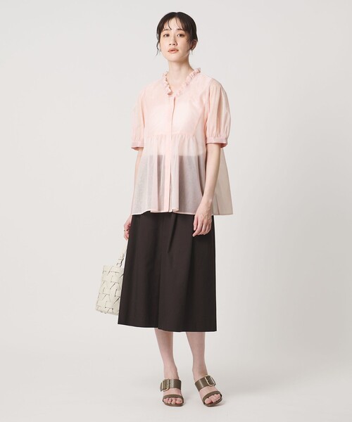 UNITED ARROWS(ユナイテッドアローズ)の「LINEAESSE Vネック パフブラウス ‐ウォッシャブル‐(シャツ/ブラウス・レディース・ネイビー/ライトピンク/その他7・FREE)」の9枚目の写真