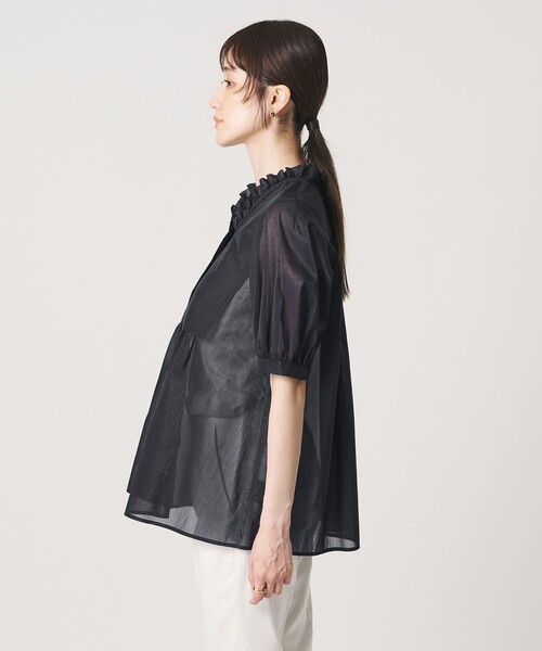 UNITED ARROWS(ユナイテッドアローズ)の「LINEAESSE Vネック パフブラウス ‐ウォッシャブル‐(シャツ/ブラウス・レディース・ネイビー/ライトピンク/その他7・FREE)」の14枚目の写真
