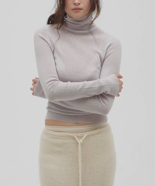 TODAYFUL（トゥデイフル）の「【TODAYFUL/トゥデイフル】Merinowool 100% Seamless Knit/メリノウール100%シームレスニット（ニット/セーター・レディース・ラベンダー/ブラック/ライトブルー/チョコ/キナリ/グレー・FREE）」の6枚目の写真