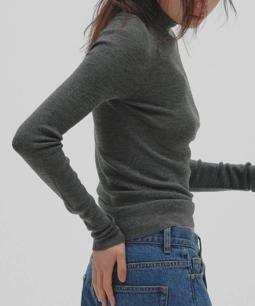 TODAYFUL（トゥデイフル）の「【TODAYFUL/トゥデイフル】Merinowool 100% Seamless Knit/メリノウール100%シームレスニット（ニット/セーター・レディース・ラベンダー/ブラック/ライトブルー/チョコ/キナリ/グレー・FREE）」の12枚目の写真