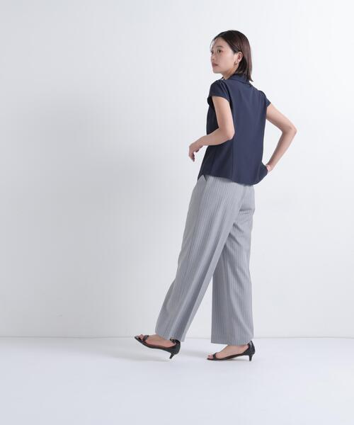 NATURAL BEAUTY BASIC（ナチュラルビューティーベーシック）の「フロントスカラップブラウス（シャツ/ブラウス・レディース・ブルー/ネイビー/オフホワイト・SMALL/MEDIUM）」の20枚目の写真