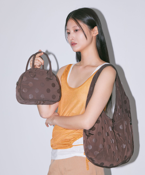 HAVEAWHALE(ハブアホエール)の「polka dots tote bag (BR)(ショルダーバッグ・レディース・その他・FREE)」の4枚目の写真