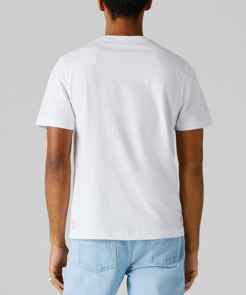 Red Bull Racing(レッドブルレーシング)の「BASIC ICON T-SHIRT(Tシャツ/カットソー・メンズ・ホワイト/ネイビー・SMALL/MEDIUM/LARGE/X-LARGE/XX-LARGE)」の5枚目の写真