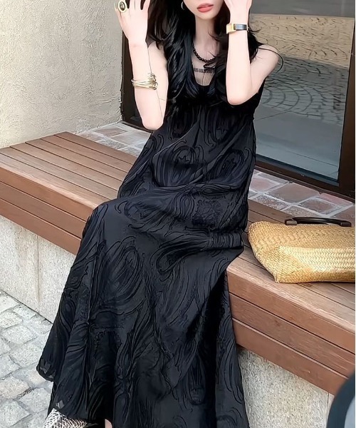 Vネックジャガードノースリーブワンピース（ワンピース）｜＆soiree