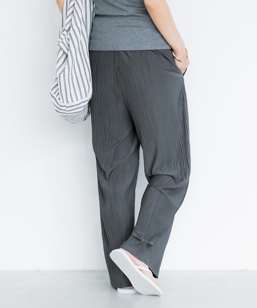 coca（coca）（コカ）の「接触冷感プリーツイージーパンツ（その他パンツ・レディース・ブラック/チャコール・M/L/S）」の4枚目の写真