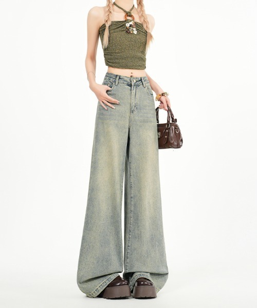 AMAJI(アマジ)の「ワイドデニムパンツ(デニムパンツ・レディース・ライトブルー・SMALL/MEDIUM/LARGE/X-LARGE)」の2枚目の写真