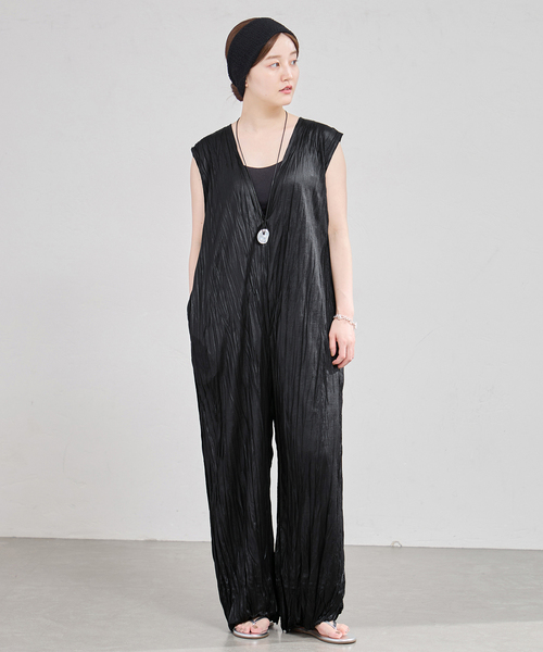 IENA(イエナ)の「5-knot/ファイブノット CRINKLE-FIN SALOPETTE サロペット 5KIE-CRCL-0001(サロペット/オーバーオール・レディース・ブラック/ブラウン・MEDIUM/SMALL)」の10枚目の写真