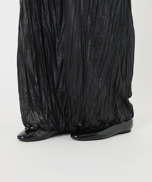 IENA(イエナ)の「5-knot/ファイブノット CRINKLE-FIN SALOPETTE サロペット 5KIE-CRCL-0001(サロペット/オーバーオール・レディース・ブラック/ブラウン・MEDIUM/SMALL)」の6枚目の写真