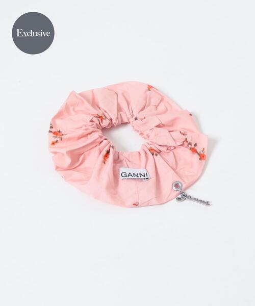 GANNI（ガニー）の「GANNI　EXCLUSIVE SCRUNCHIE（ヘアゴム・レディース・ピンク系その他/ブラウン系その他/ブルー系その他・-）」の3枚目の写真