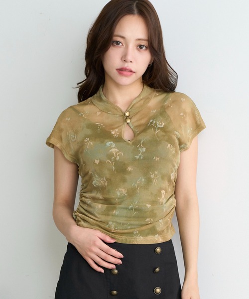 RAY CASSIN(レイカズン)の「チャイナシアーTシャツ(Tシャツ/カットソー・レディース・グレー系その他2/アイボリー/ブラウン系その他2/チャコールグレー/イエロー系その他2・FREE)」の1枚目の写真