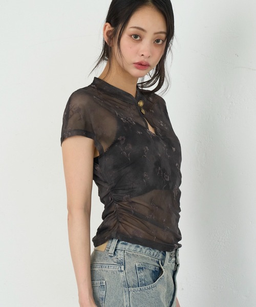 RAY CASSIN(レイカズン)の「チャイナシアーTシャツ(Tシャツ/カットソー・レディース・グレー系その他2/アイボリー/ブラウン系その他2/チャコールグレー/イエロー系その他2・FREE)」の16枚目の写真