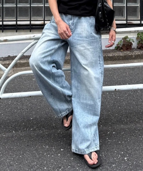 Chikashitsu +(チカシツプラス)の「【Chikashitsu +】barrel leg jeans / 【チカシツプラス】バレルレッグデニムパンツ(デニムパンツ・メンズ・ブルー・S)」の12枚目の写真