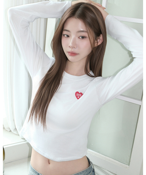muahmuah（ムーアムーア）の「ラブラブムア クロップ長袖Tシャツ [ホワイト]（Tシャツ/カットソー・レディース・その他・FREE）」の2枚目の写真