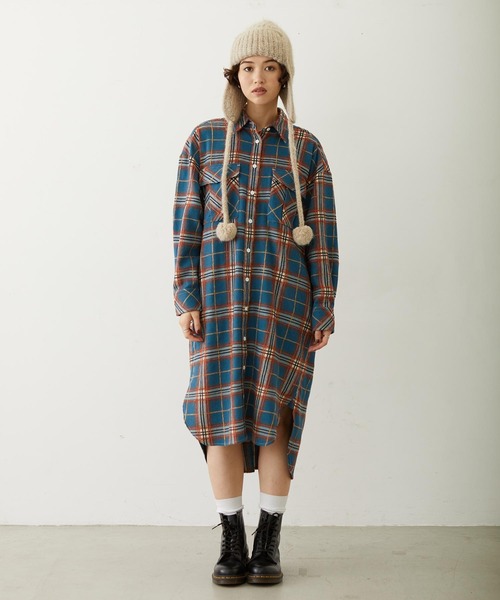 MILKFED.(ミルクフェド)の「LOGO PLAID SHIRT DRESS(ワンピース・レディース・ブルー/ブラウン/ブラック・M/S)」の4枚目の写真