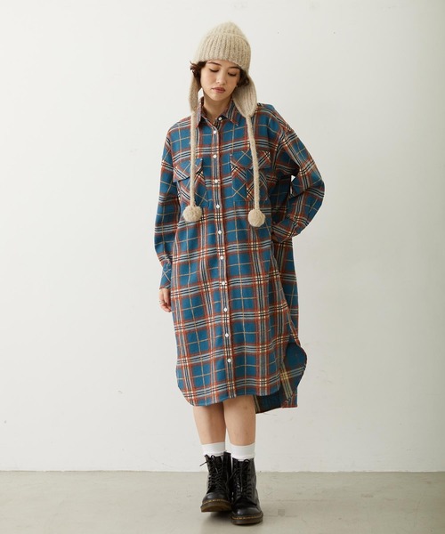 MILKFED.(ミルクフェド)の「LOGO PLAID SHIRT DRESS(ワンピース・レディース・ブルー/ブラウン/ブラック・M/S)」の5枚目の写真